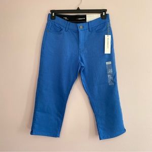 NEW Liz Claiborne Mid Rise Crop Capri size 8